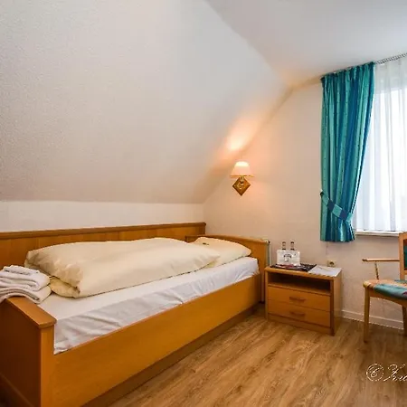 מלון Zwei Linden - Links Der Elbe - Niedersachsen באליה